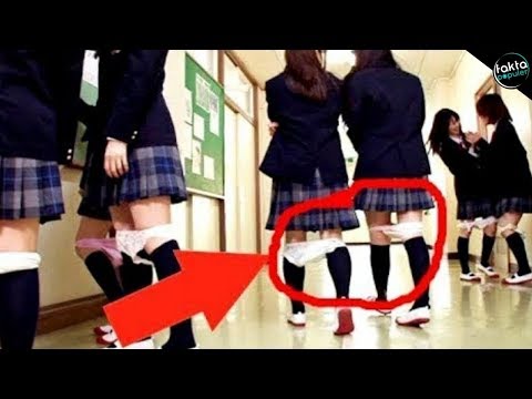 Lesbian schoolgirls caught